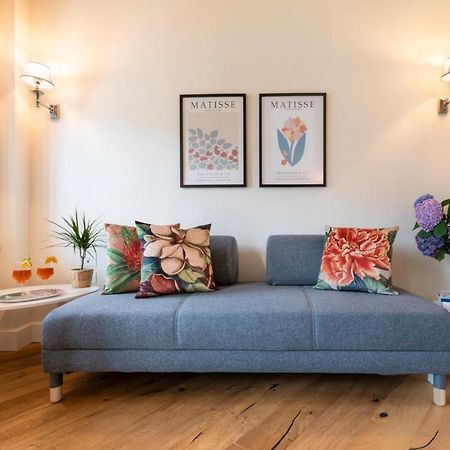 Isola Bella Apartments Via Vittorio Emanuele สเตรซา ภายนอก รูปภาพ